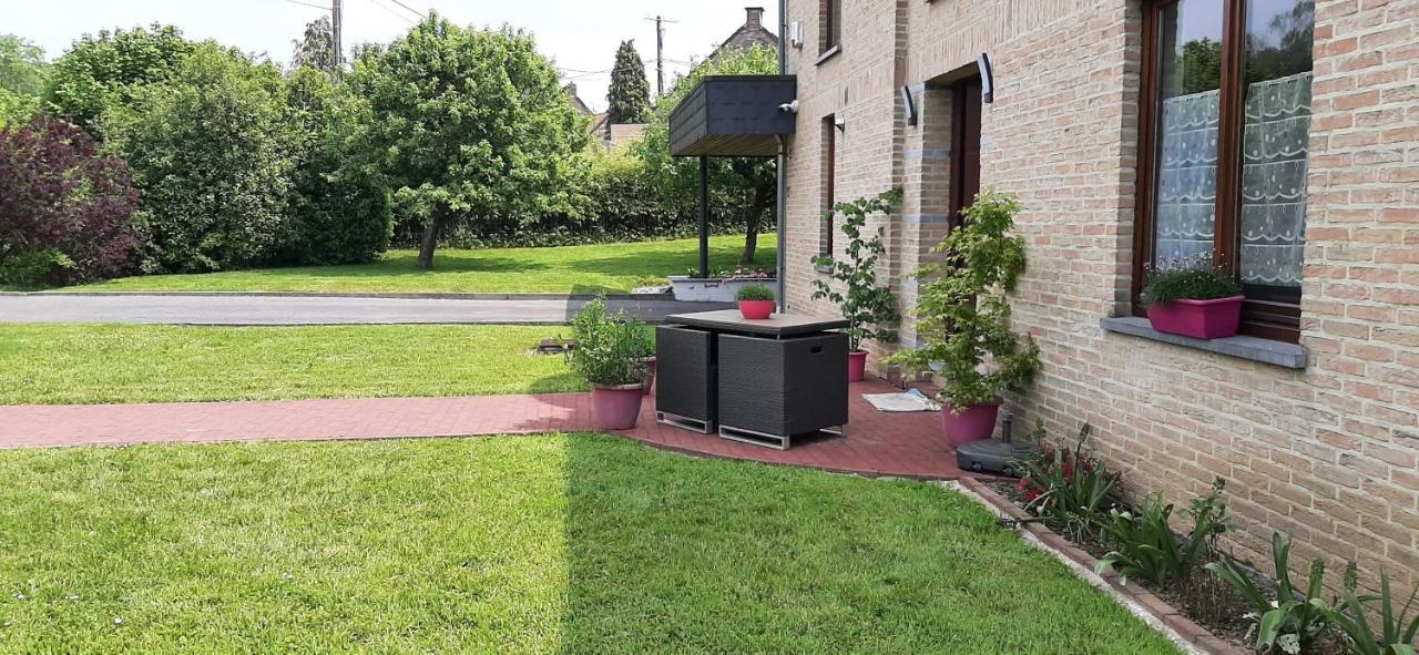 Le Broctia Rose Apartment Namur Bagian luar foto