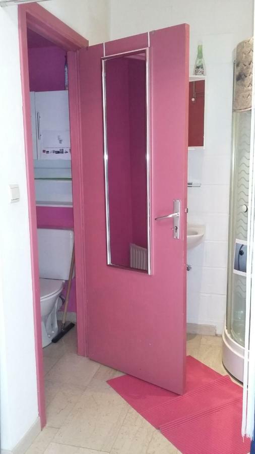 Le Broctia Rose Apartment Namur Bagian luar foto